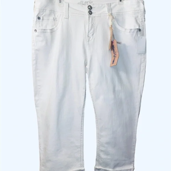 NWT Wallflower White Crop Jeans with Rhinestone Pockets - Sz 17 - Picture 3 of 11